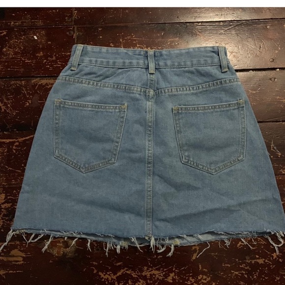 Princess Polly Hallie denim mini skirt! - Picture 3 of 3